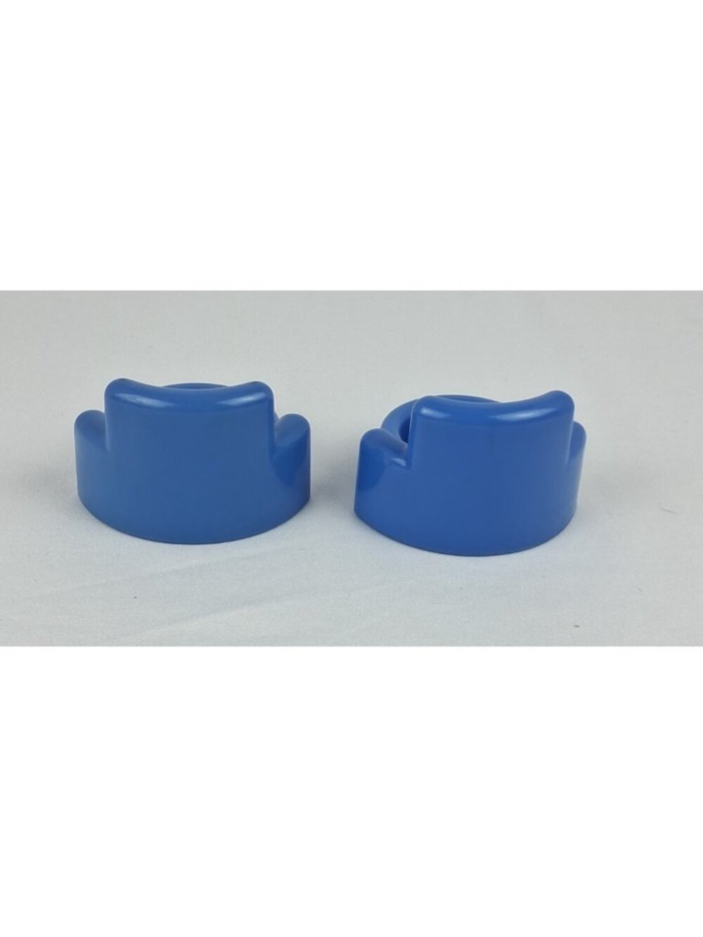 Vintage Set of Two Fisher Price Little People BLUE Chairs Accessory - Picture 3 of 5
